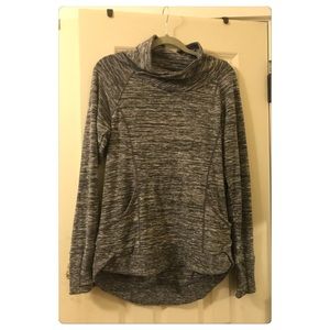 Athleta pullover